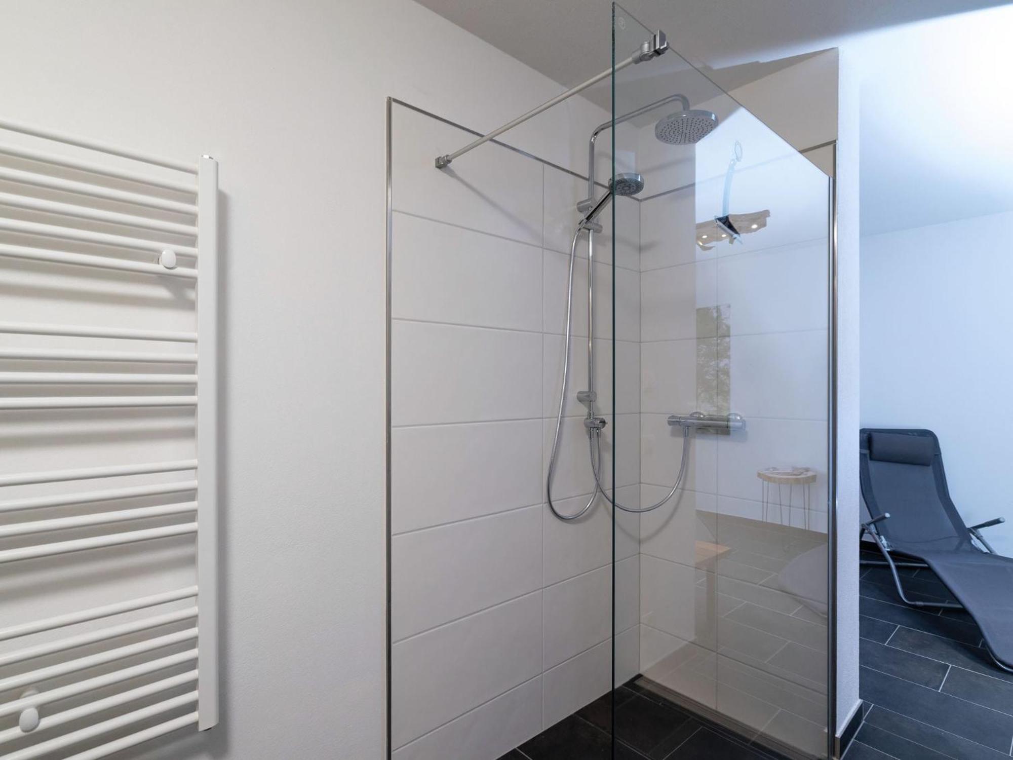 Modern Holiday Home In Leogang With Private Sauna Екстер'єр фото