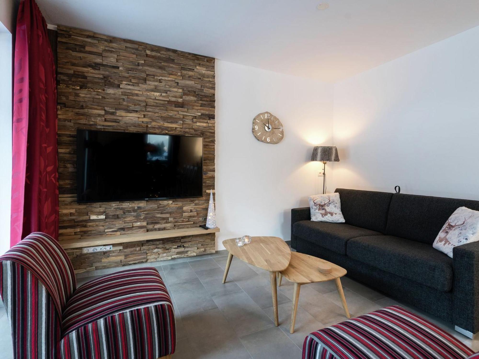 Modern Holiday Home In Leogang With Private Sauna Екстер'єр фото